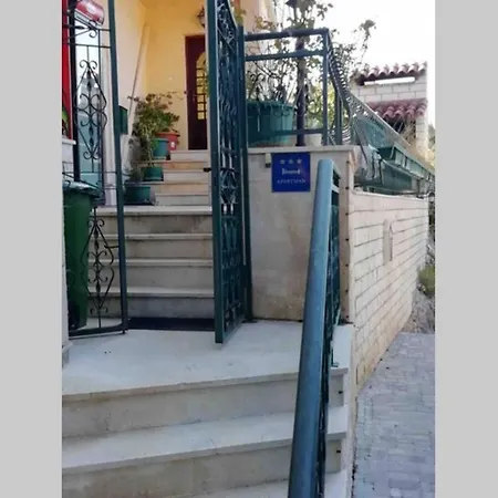 Family House Scardona - Dreams By The River Krka Skradin