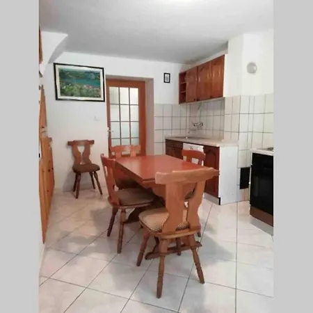 Apartment Family House Scardona - Dreams By The River Krka