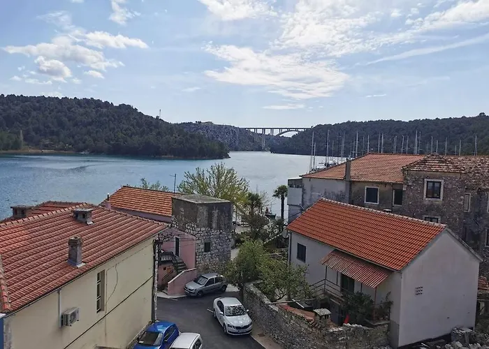 Family House Scardona - Dreams By The River Krka * 스크라딘