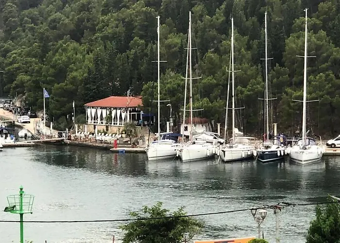 아파트 Family House Scardona - Dreams By The River Krka *