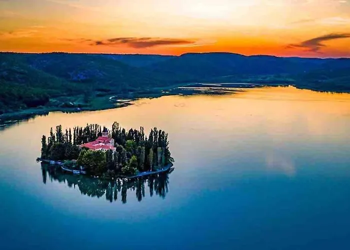 Apartmán Family House Scardona - Dreams By The River Krka